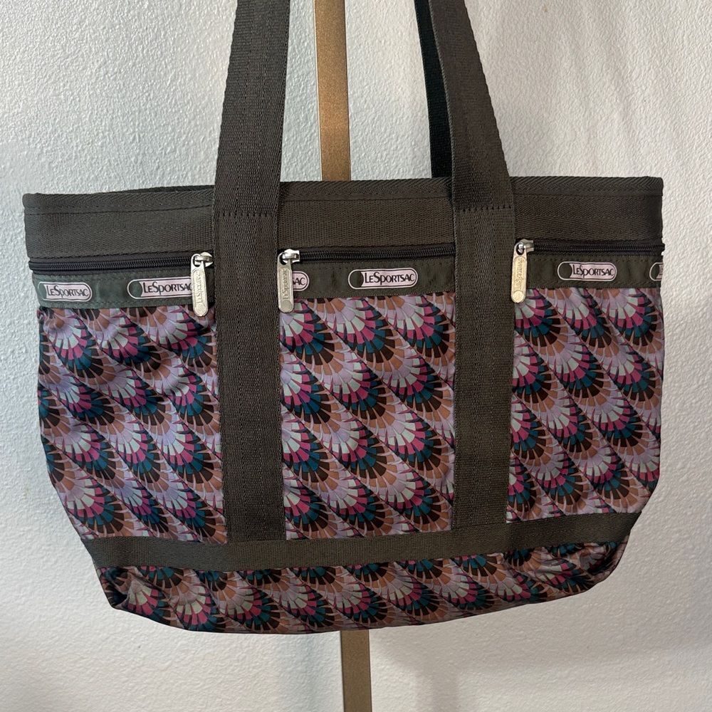 LeSportsac grey and Pink Patterned secure zip Tote - Picture 2 of 6